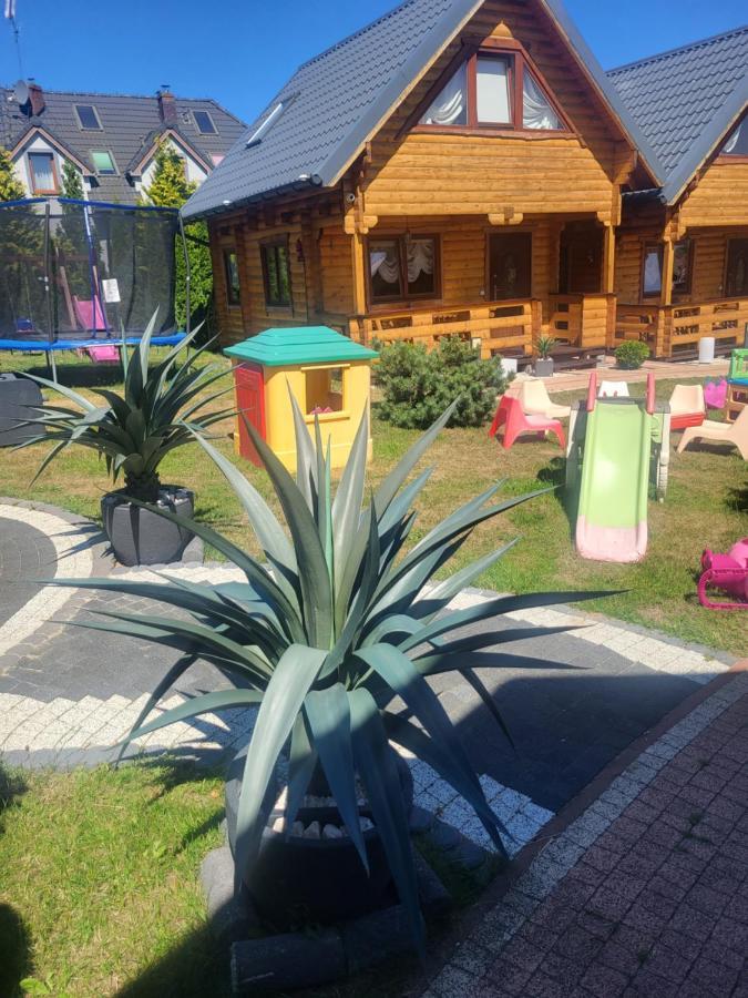 Domki Letniskowe Paradise Rewal Eksteriør billede